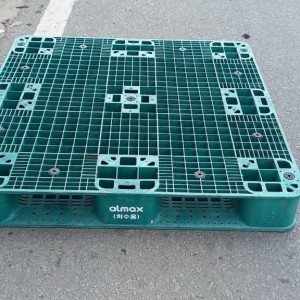 CHO THUÊ PALLET NHỰA TD234