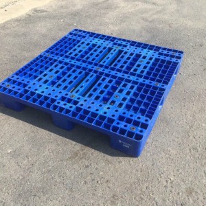 CHO THUÊ PALLET NHỰA TD253