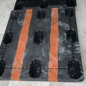 PALLET NHỰA CŨ TD04