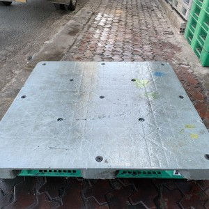 PALLET NHỰA CŨ TD05