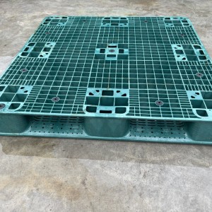 PALLET NHỰA CŨ TD17